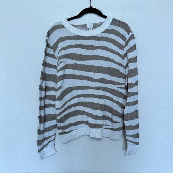 A new day women’s size XL extra large women’s neutral striped crewneck sweater - Picture 1 of 3